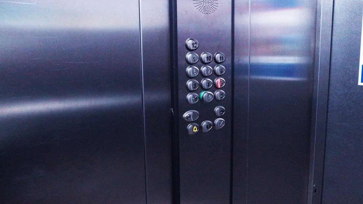 Белая Длань: нового «Сарумана» обнаружили в одном из лифтов в Приморье