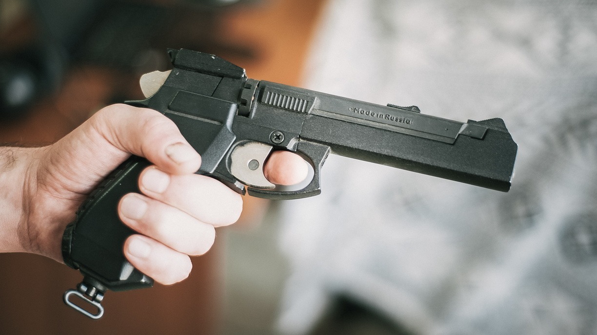 Под дулом пистолета: полиция озвучила подробности громкого ограбления в Приморье
