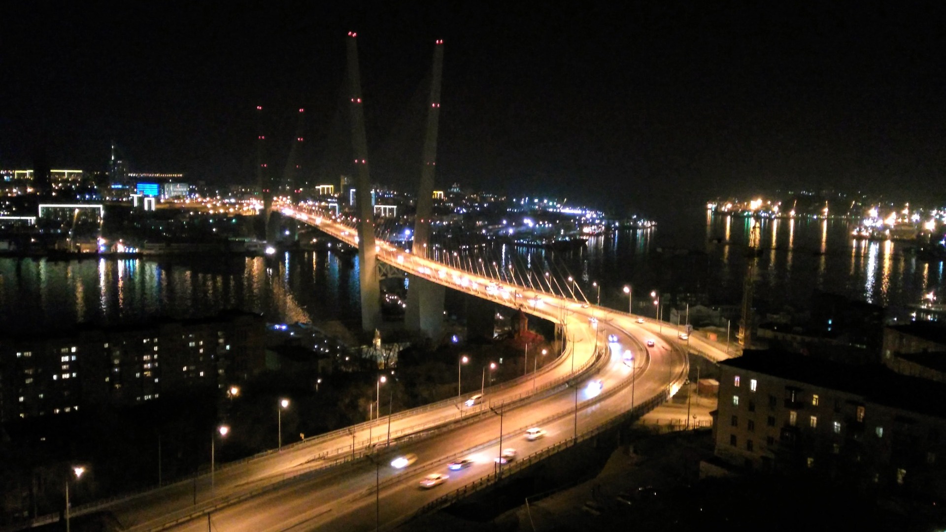Мост во Владивостоке признан одним из самых впечатляющих в стране