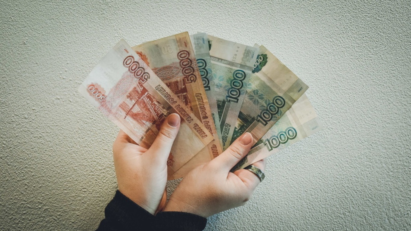 Бюджетники Владивостока будут зарабатывать больше — рассмотрены изменения в бюджет