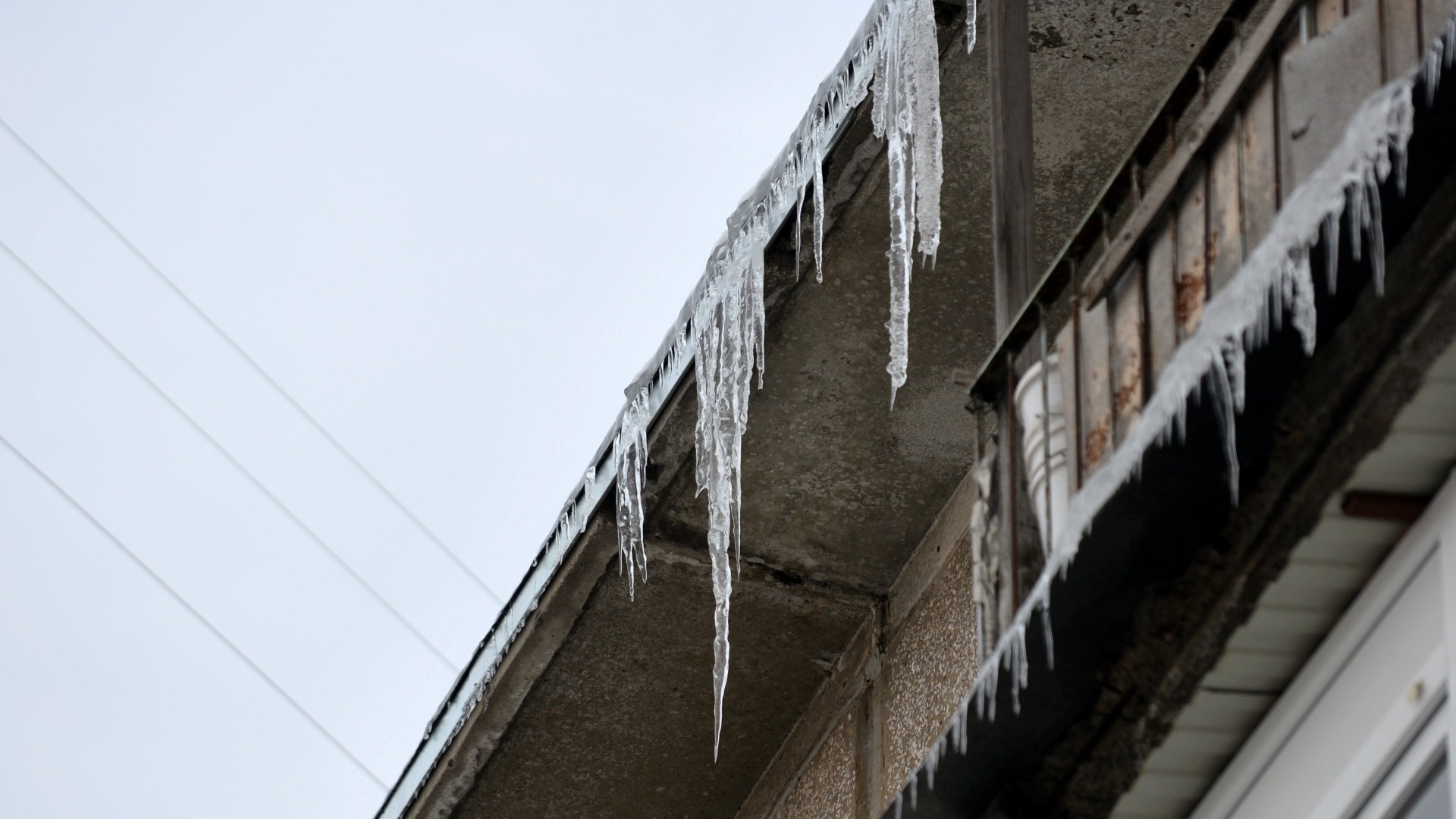 Противоречивой погодой в Приморье завершится январь