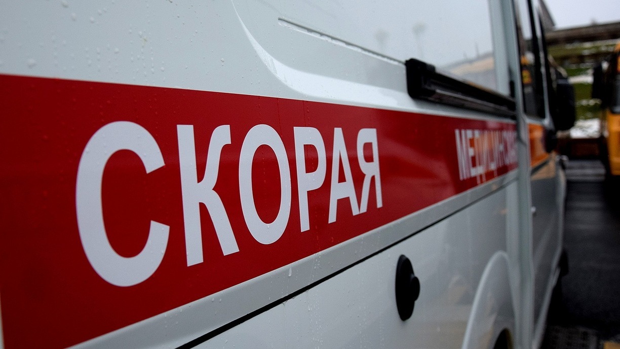 Жительница Владивостока попала в больницу после встречи со стеной