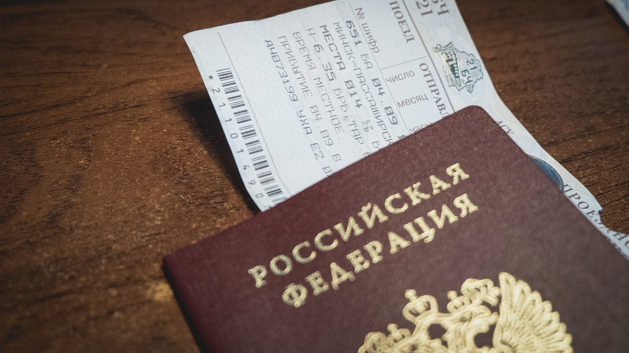 Москва — Владивосток: перечислены самые дорогие билеты по России — сколько?